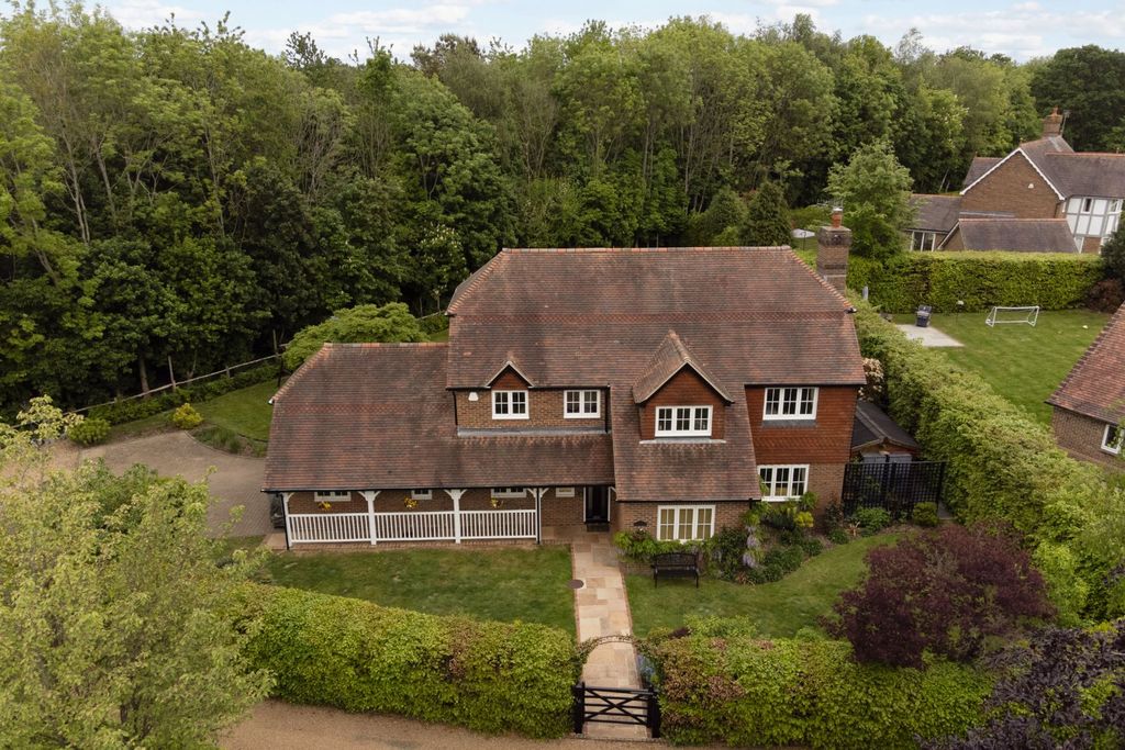 Additional image 11 of 4 bed detached house for saleRookwood Park, Horsham, West Sussex RH12
