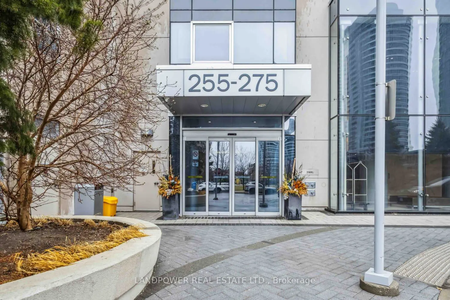 255 Village Green Square 708