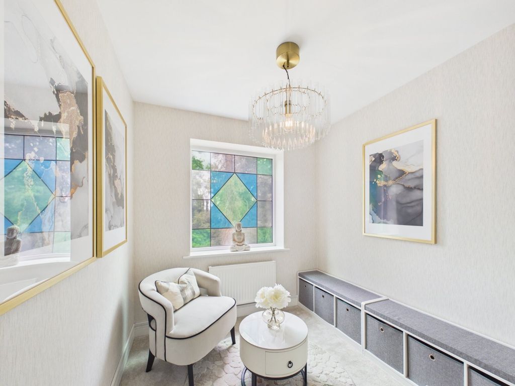 Additional image 11 of 5 bed detached house for saleTrinity Circle, High Wycombe HP11