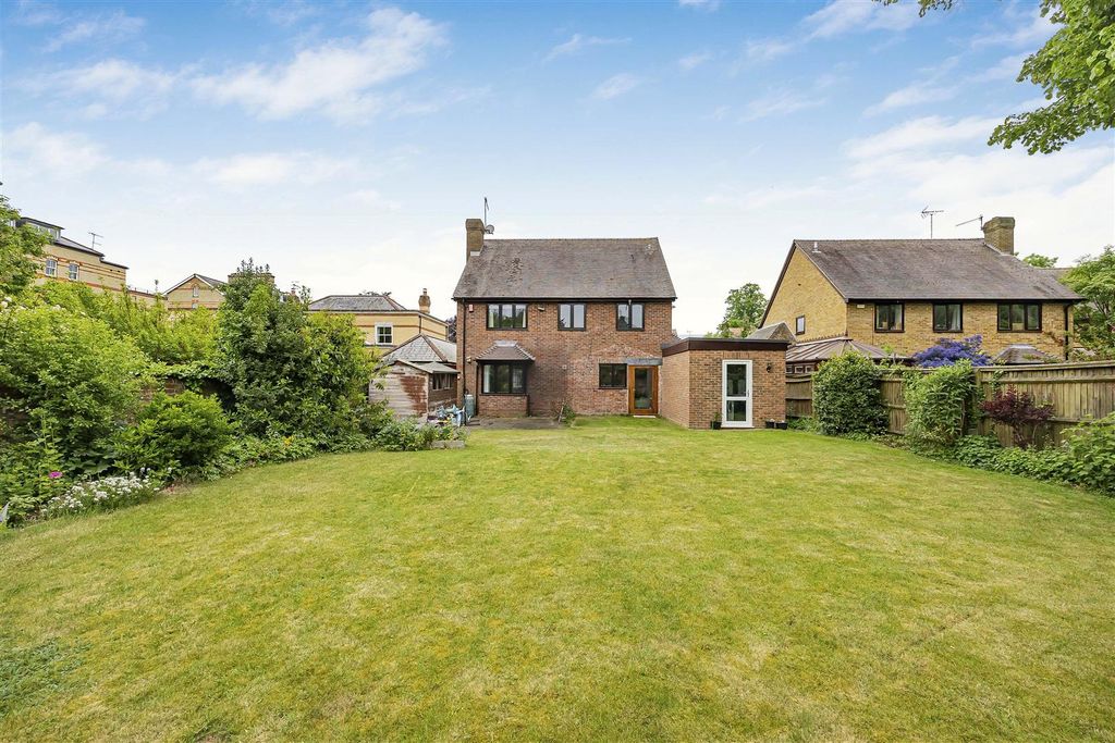 Additional image 20 of 5 bed detached house for salePearces Orchard, Henley-On-Thames RG9