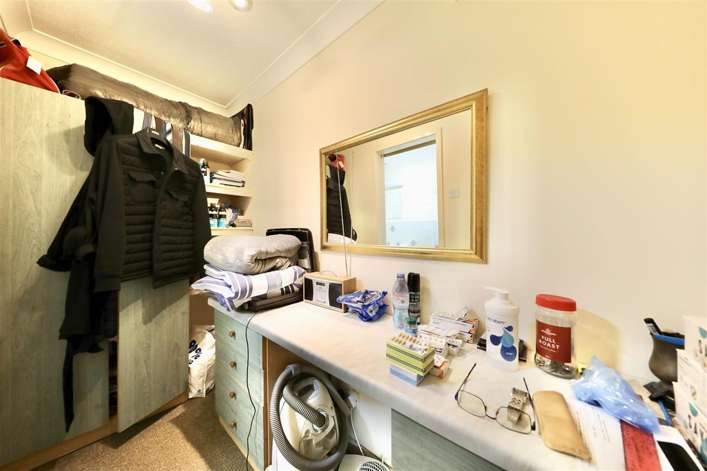 Additional image 5 of 1 bed flat for saleMaplewood Avenue, Hull HU5