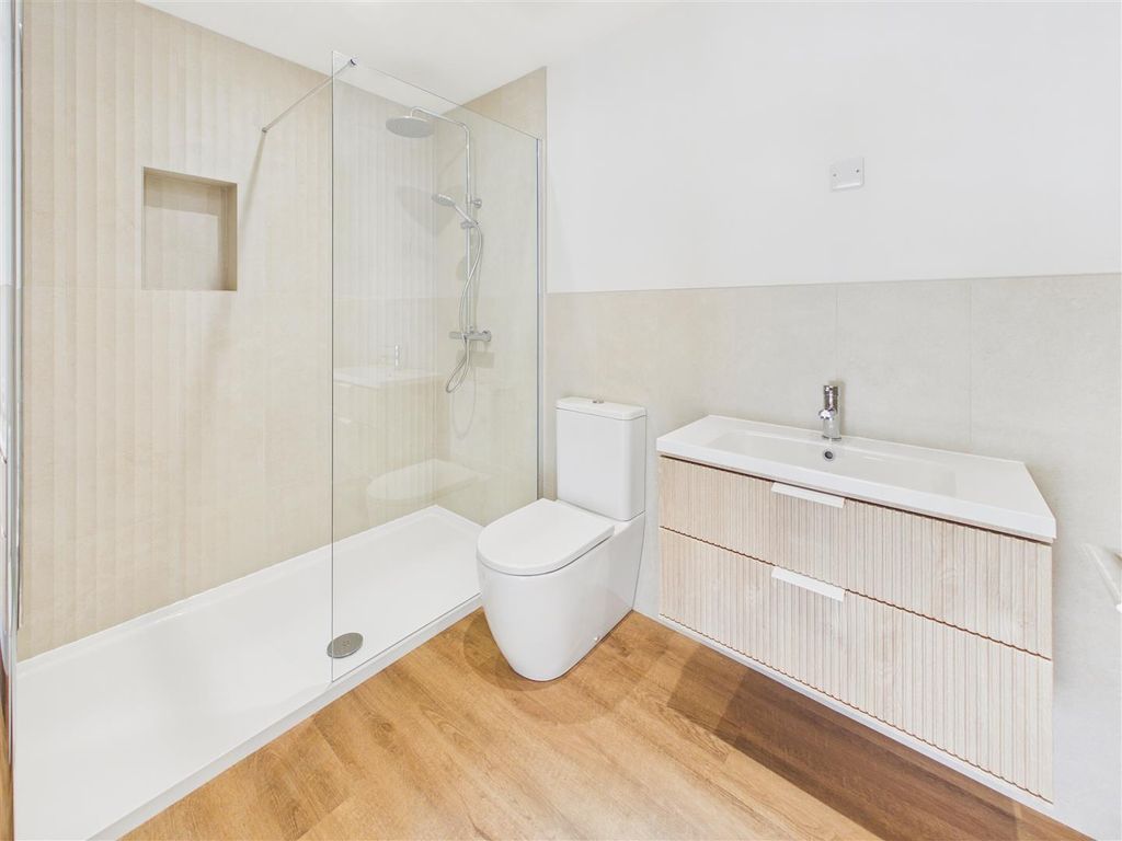 Additional image 25 of 4 bed town house for saleCliff Road, Hessle HU13