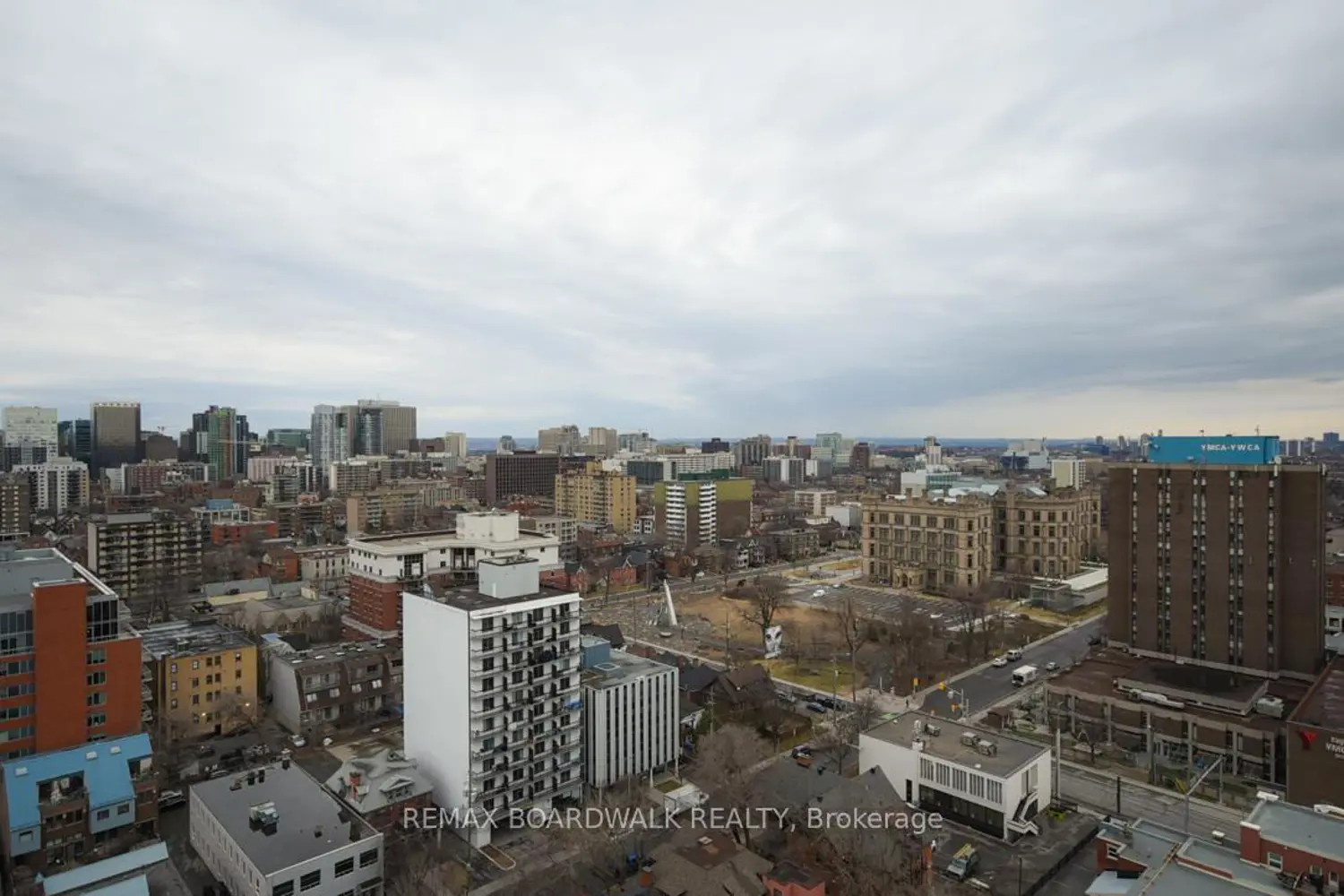 Additional image 17 of 203 Catherine Street 1709