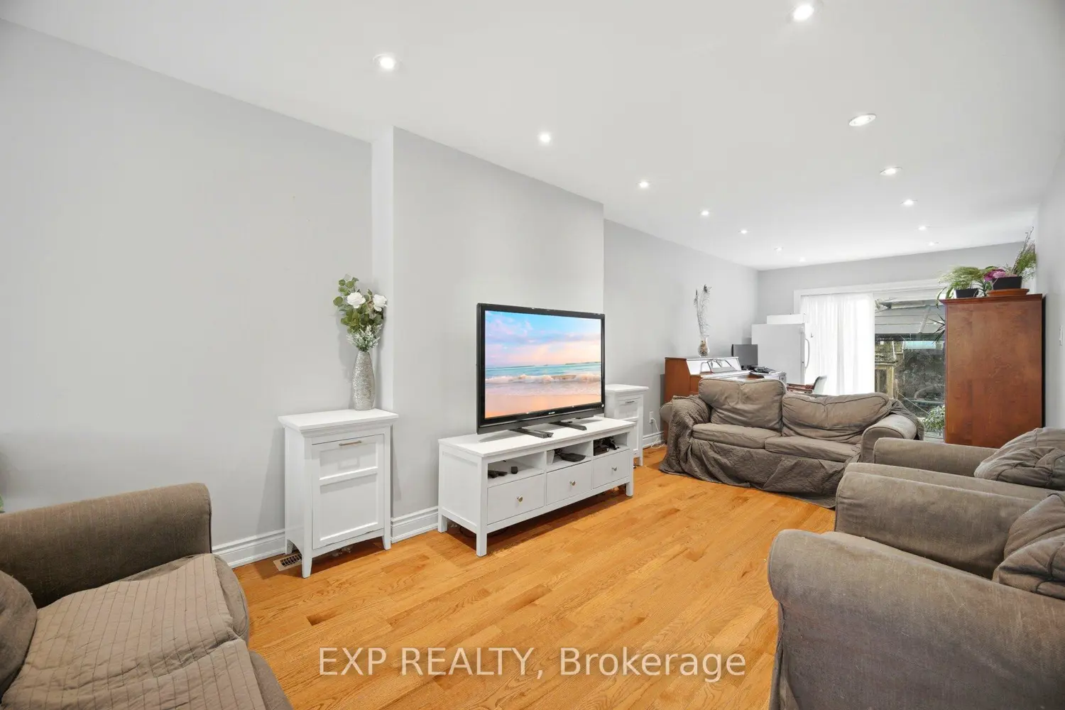 274 Demaine Crescent
