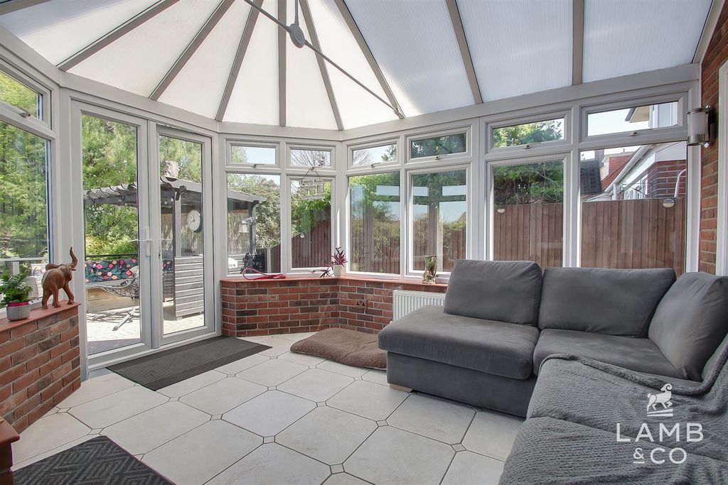 Additional image 12 of 5 bed detached house for saleFronks Road, Dovercourt CO12