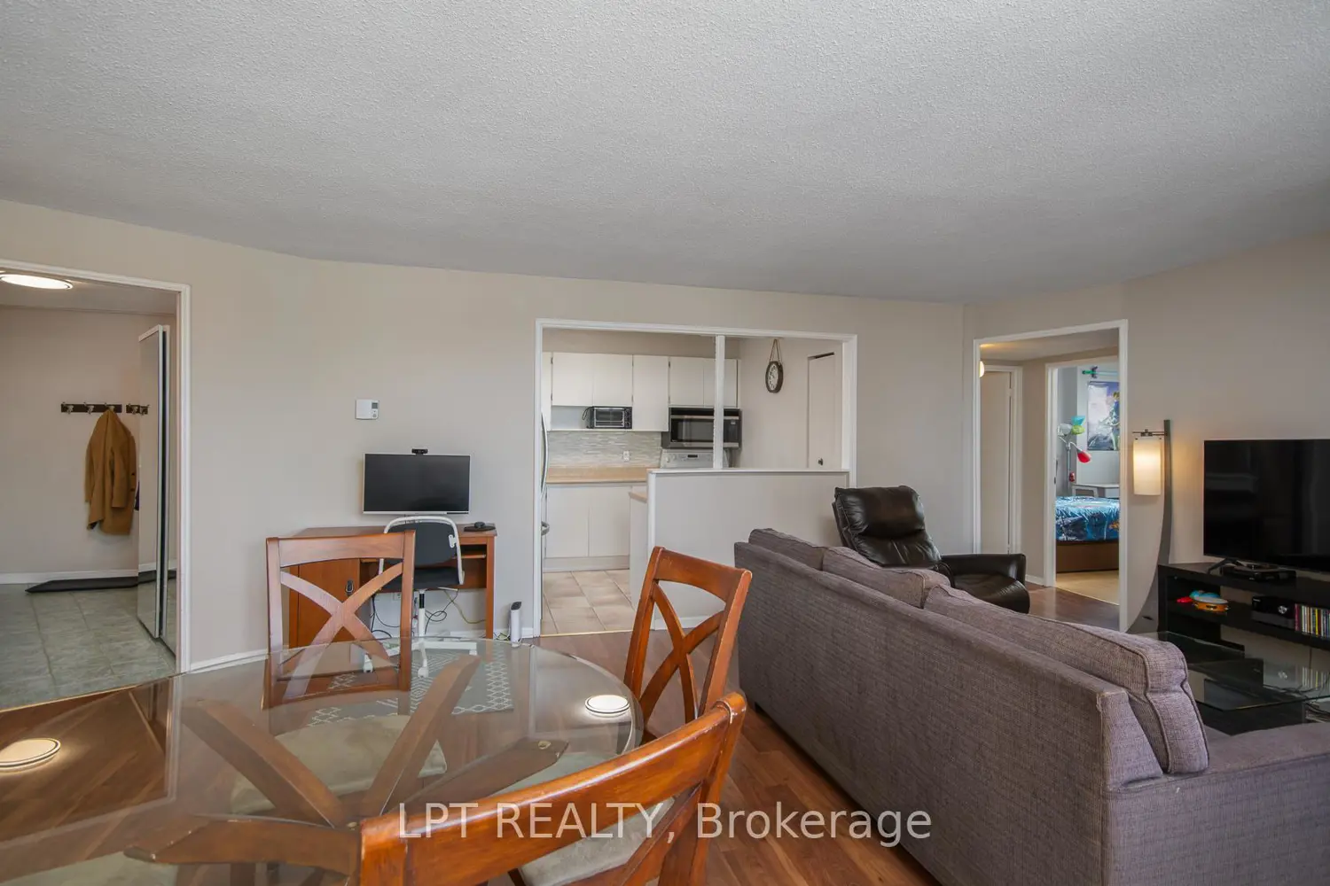 Additional image 10 of 1380 Prince Of Wales Drive 802
