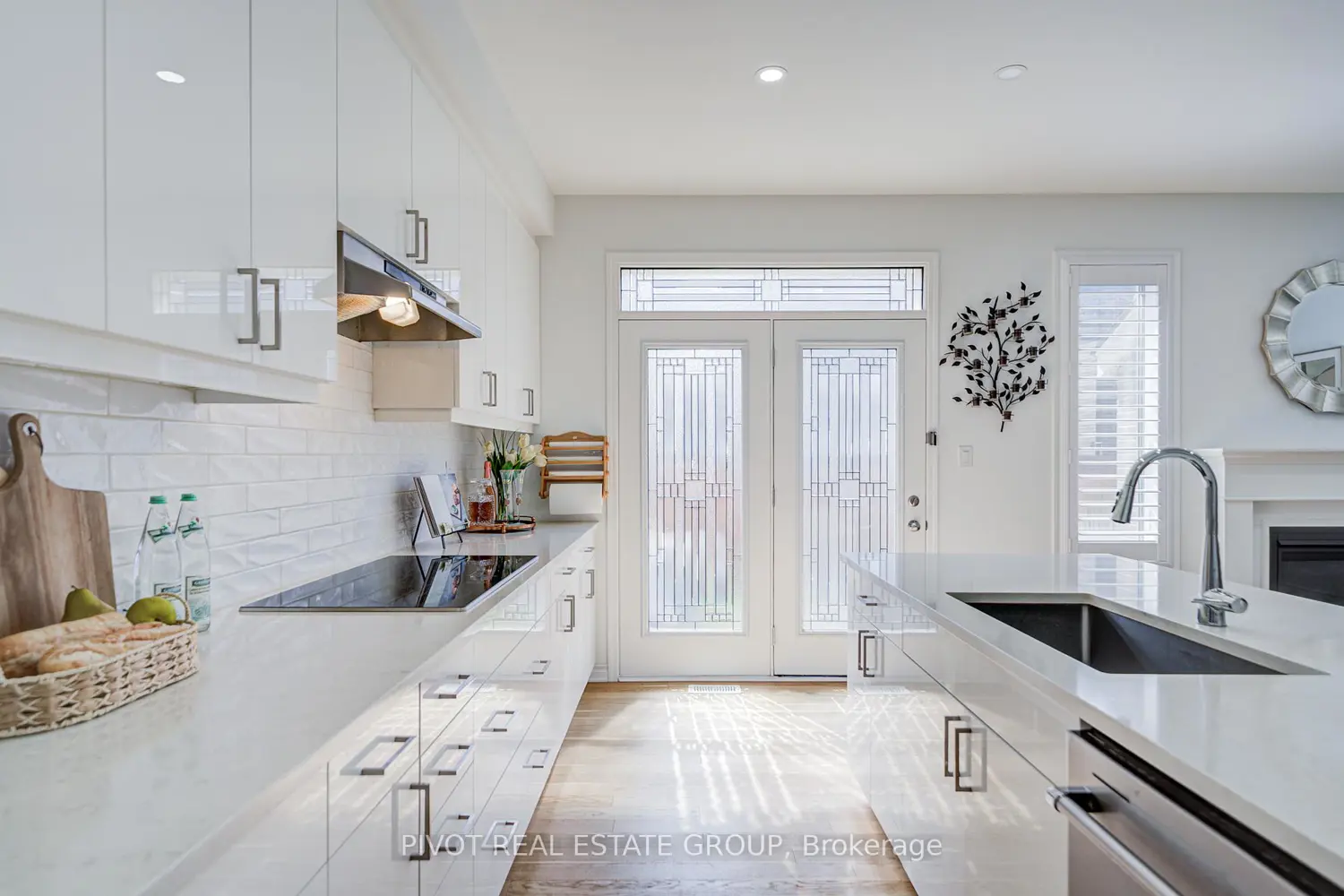 1226 Muskoka Heights photo 4