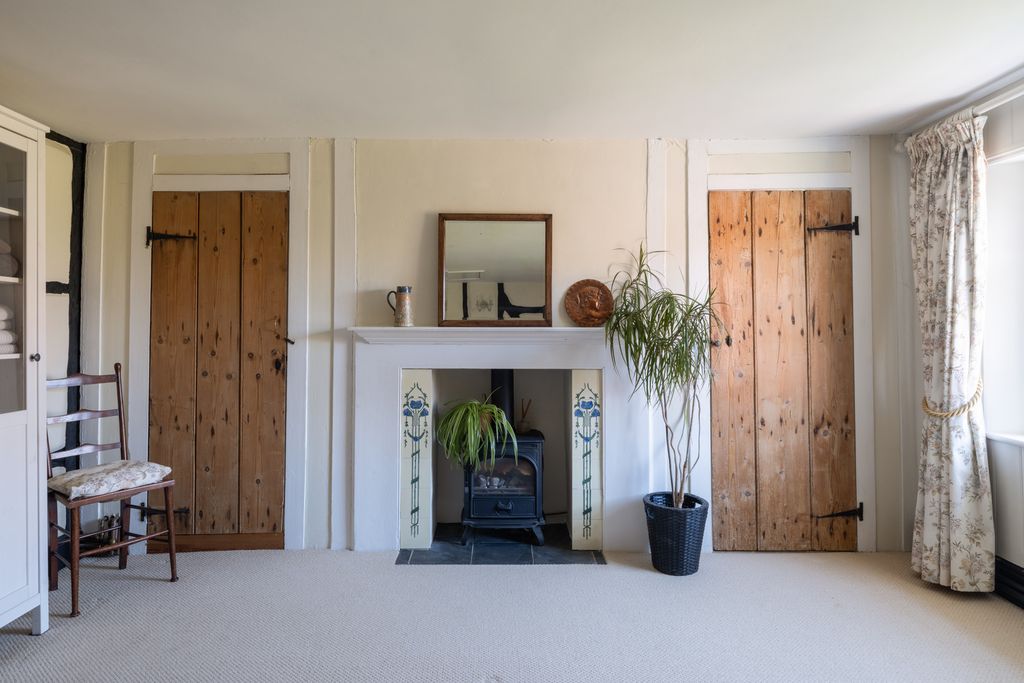 Additional image 22 of 4 bed detached house for saleCottrell Farmhouse, Hayling Island, Hampshire PO11
