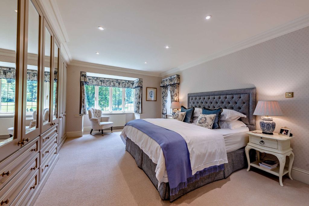 Additional image 11 of 5 bed detached house for saleTennysons Ridge, Haslemere, Surrey GU27