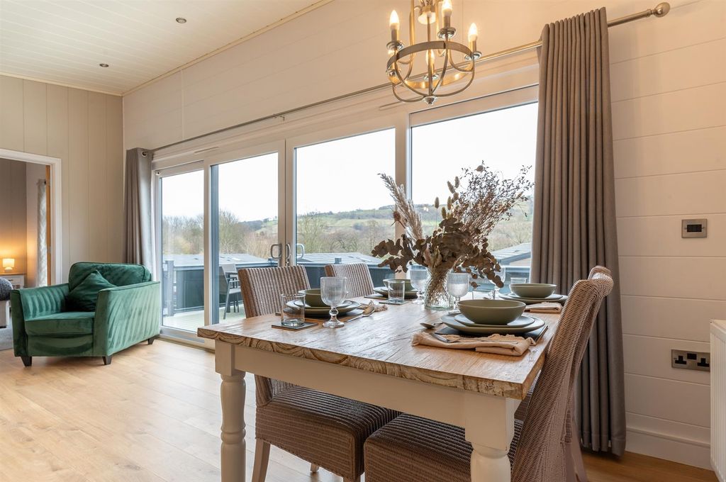 Additional image 8 of 2 bed mobile/park home for saleAysgarth Lodges, Westholme Bank, Leyburn DL8