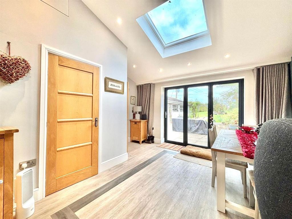 Additional image 7 of 3 bed property for saleRolston Road, Hornsea HU18