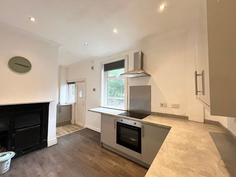 Ashbourne Road, Salford M30
