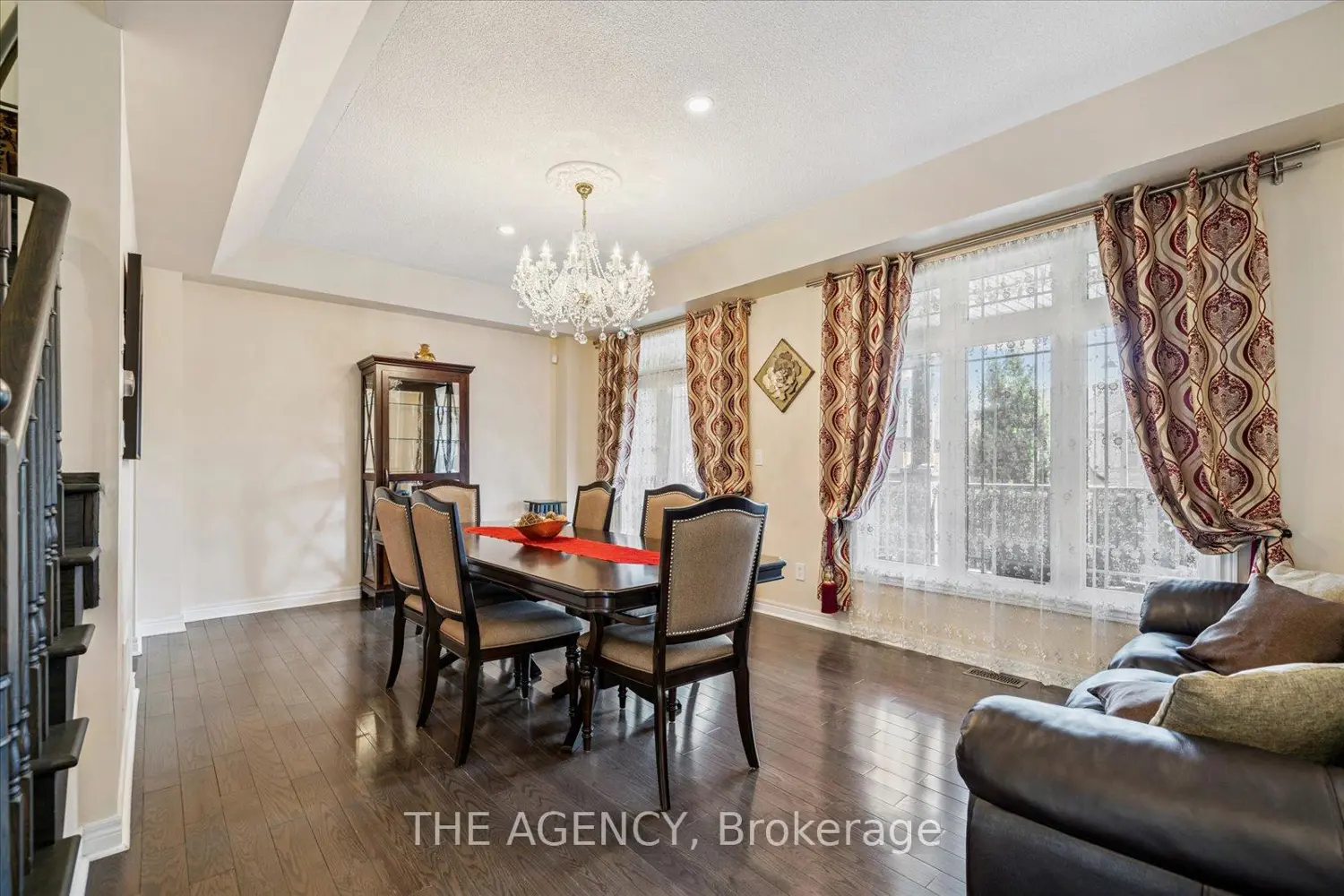 32 Timna Crescent photo 3