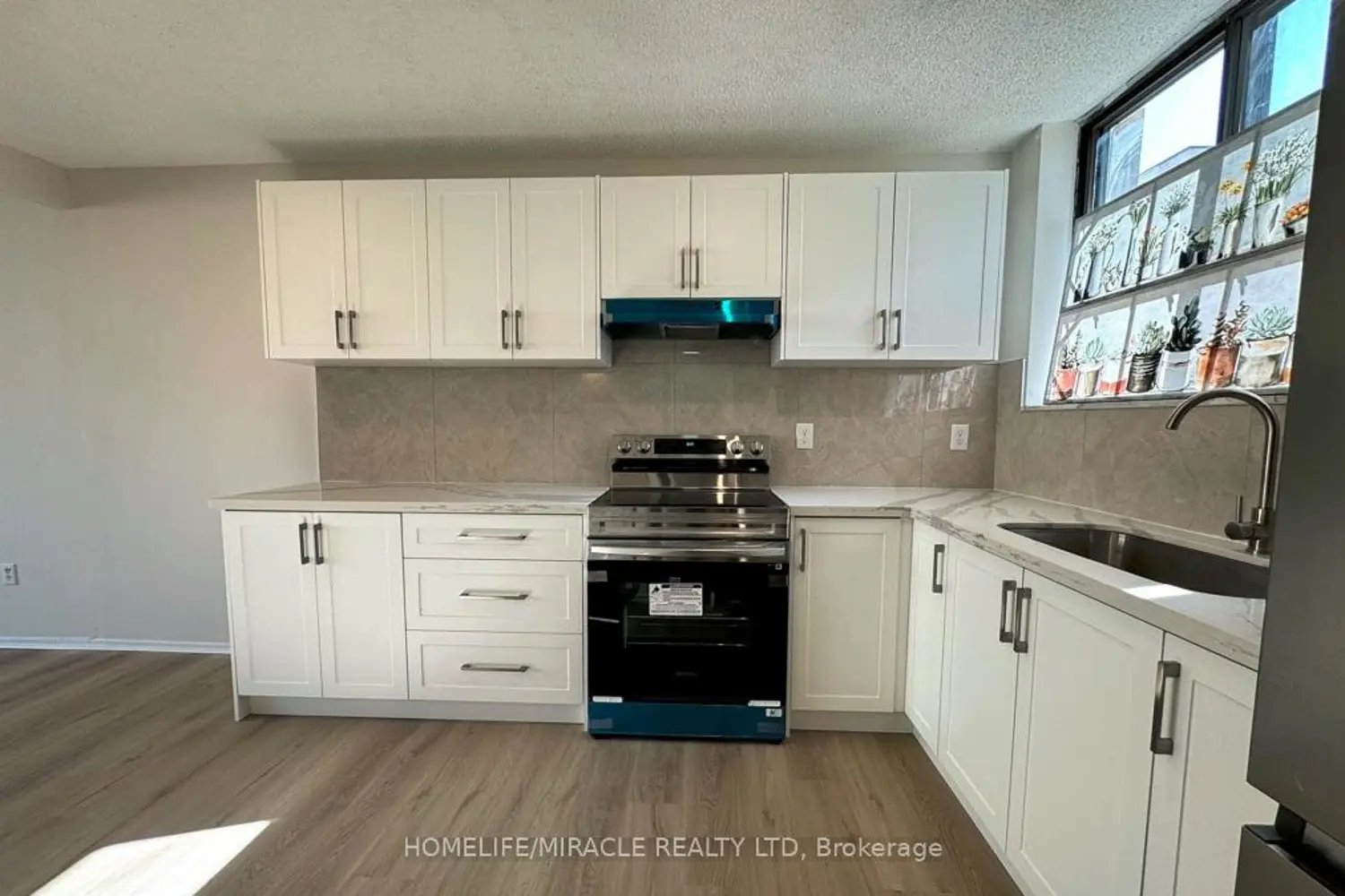 Additional image 2 of 665 Kennedy Road 303