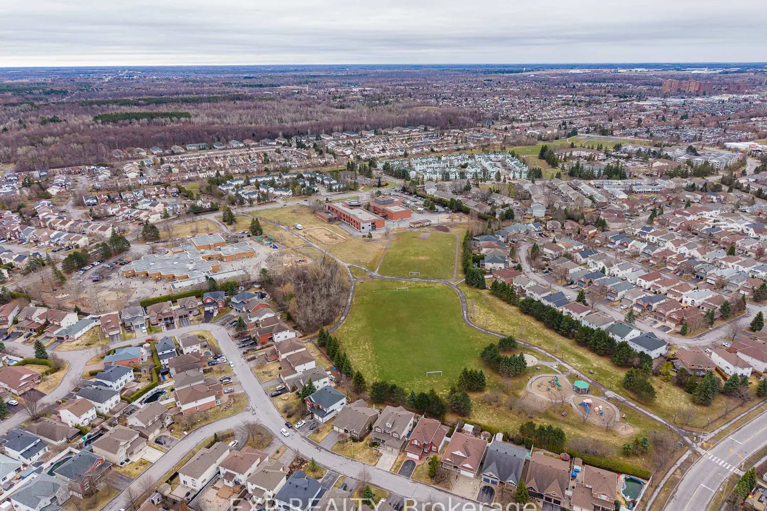 Additional image 20 of 98 Castlegreen Private
