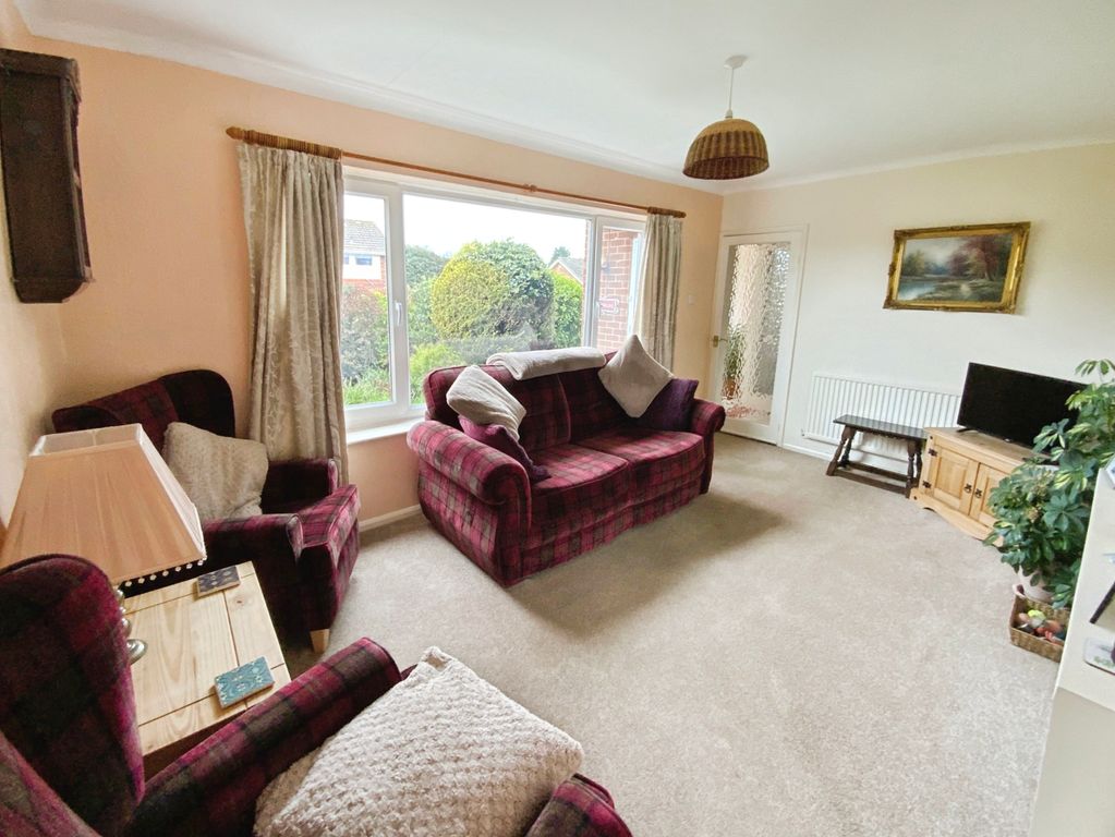 Additional image 2 of 3 bed detached house for saleAshcourt Drive, Hornsea HU18