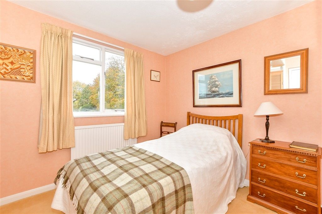 Additional image 16 of 5 bed property for saleWarblington Avenue, Havant, Hampshire PO9