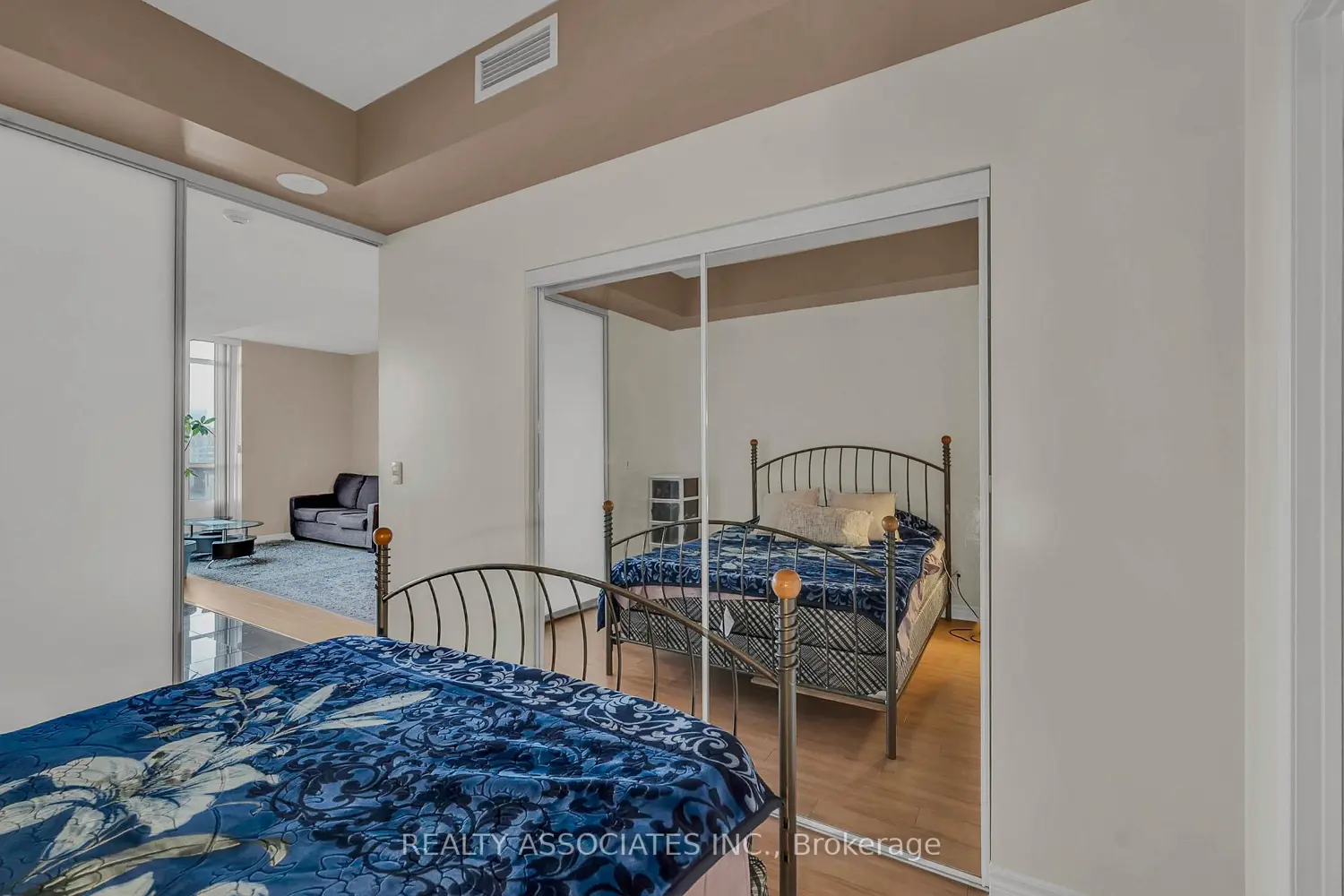 Additional image 14 of 2885 Bayview Avenue 238