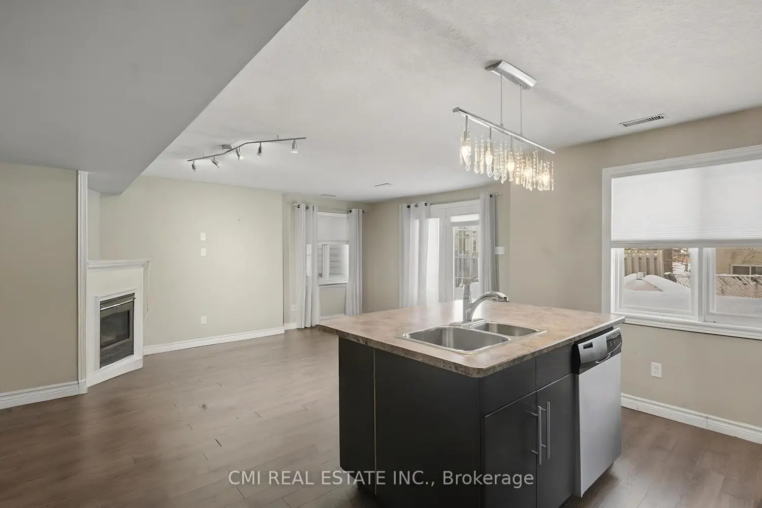 360 Culpepper Place photo 2