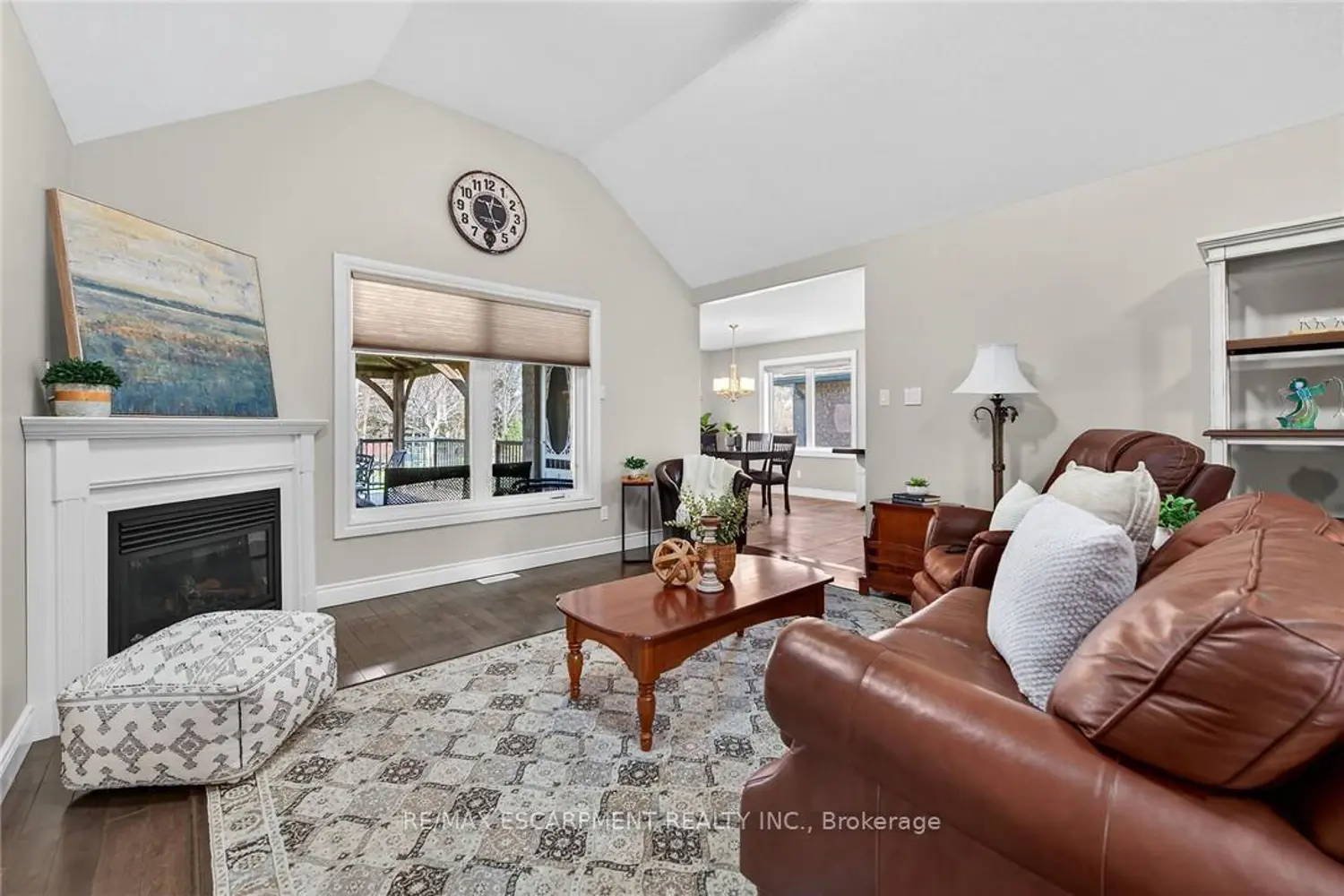 117 Willowdale Crescent photo 5