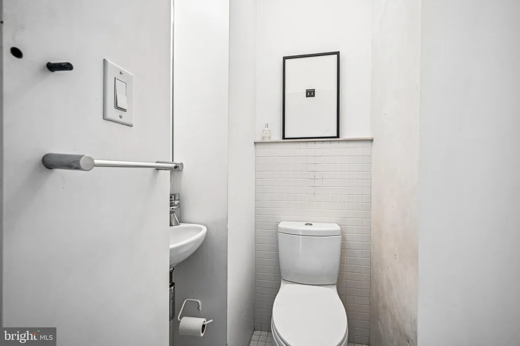 Additional image 12 of 1719 Christian Street, Philadelphia, PA 19146