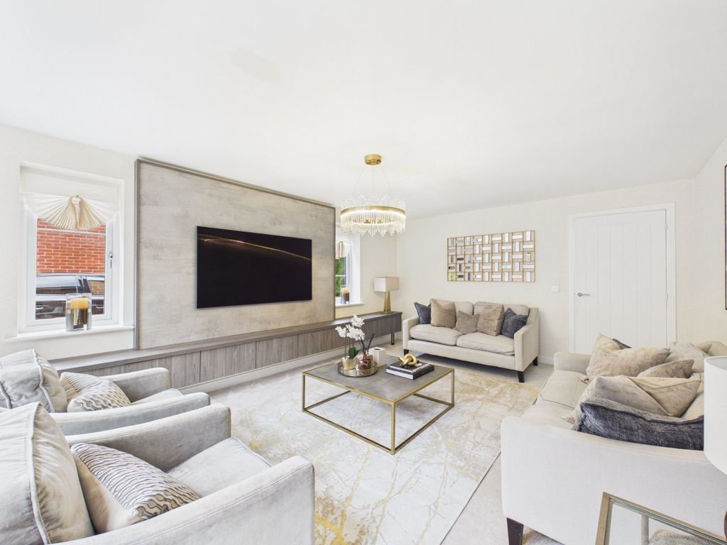 Additional image 2 of 5 bed detached house for saleTrinity Circle, High Wycombe HP11