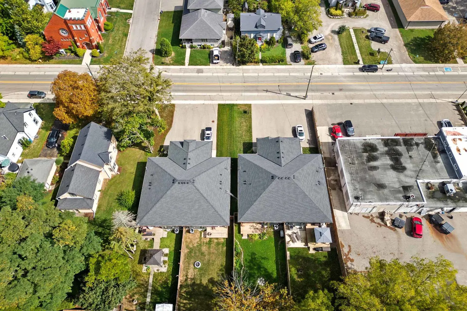 1053 Bay Street photo 5