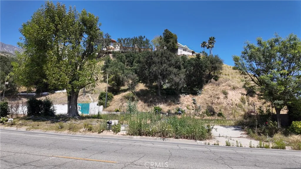 1369 E Loma Alta Dr, Altadena, CA 91001 photo 2