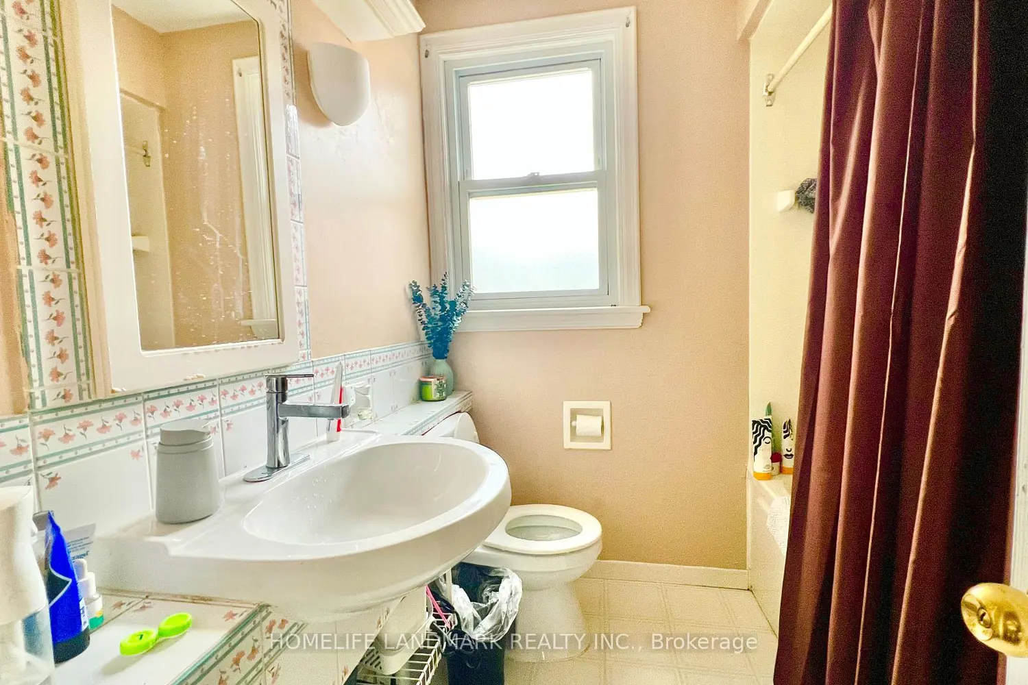 84 Binkley Crescent photo 5