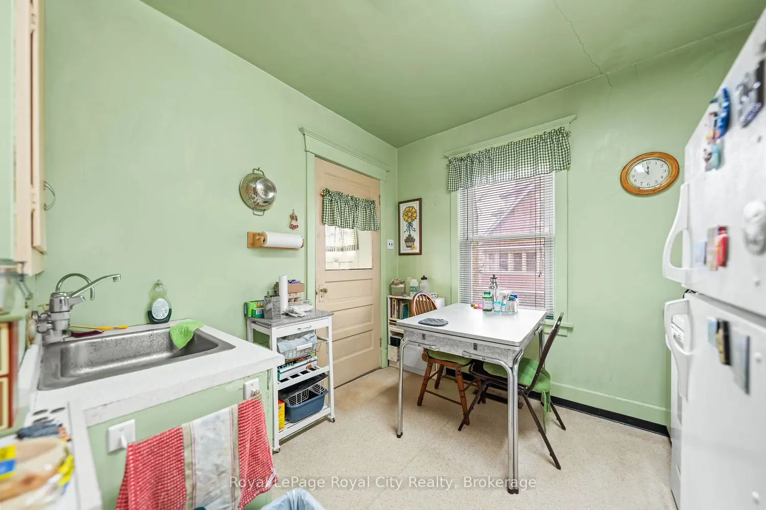 9 Stull Avenue photo 4