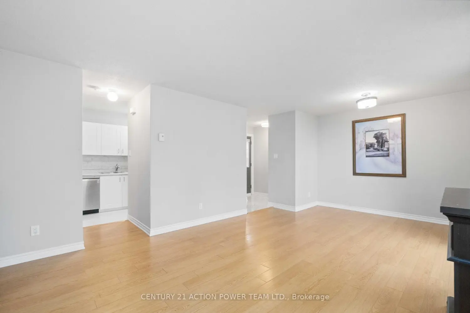 904 Tanguay Court photo 4