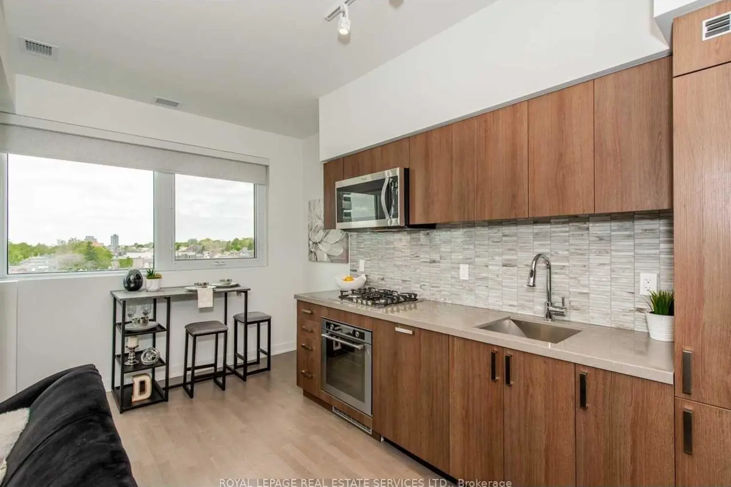 Additional image 2 of 501 St Clair Avenue 418