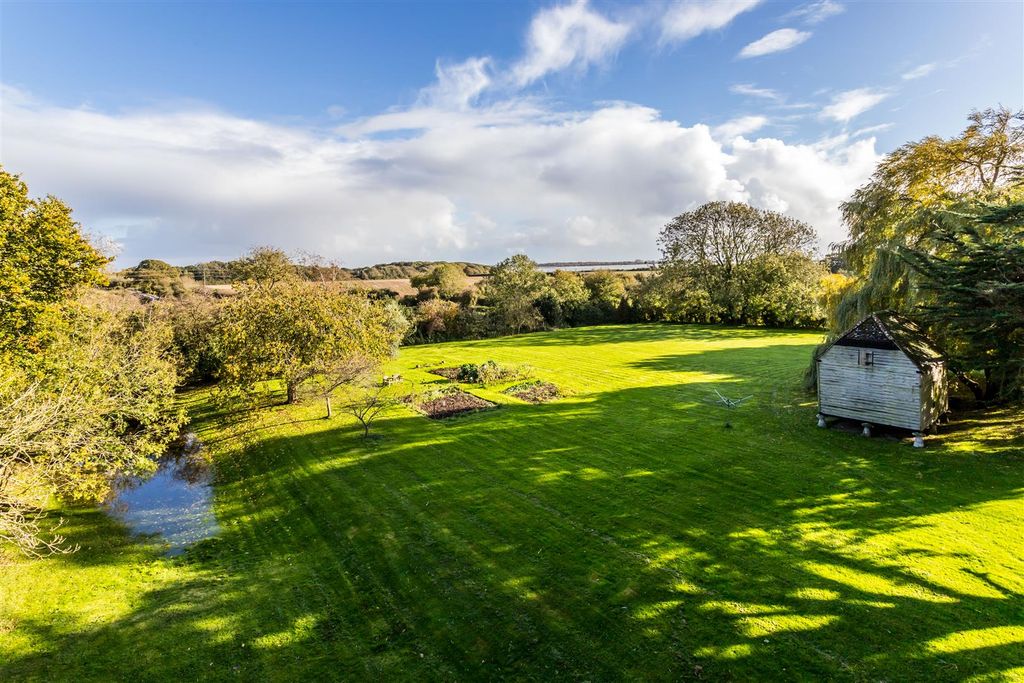 Additional image 5 of 7 bed detached house for saleChurch Lane, Warblington, Hampshire PO9