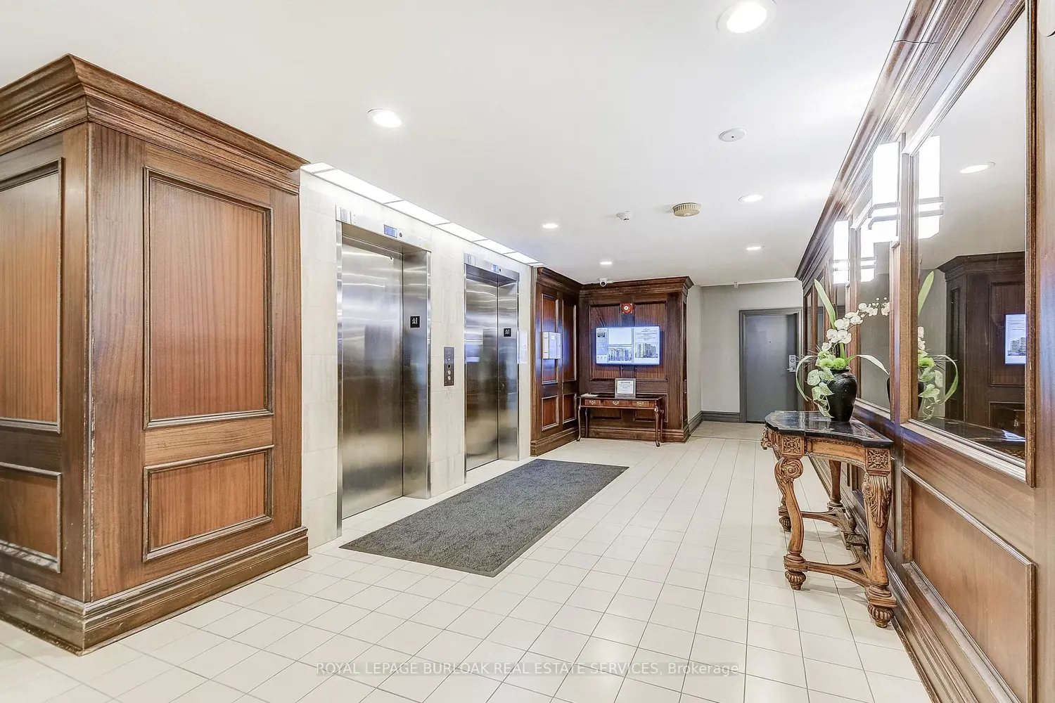 1201 North Shore Boulevard 204 photo 3