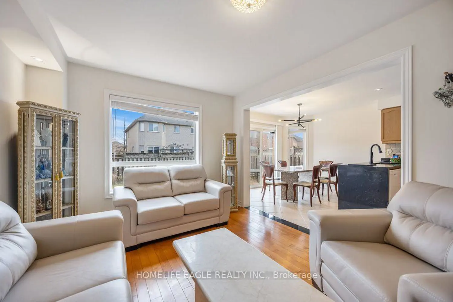 7 Headwater Road photo 2