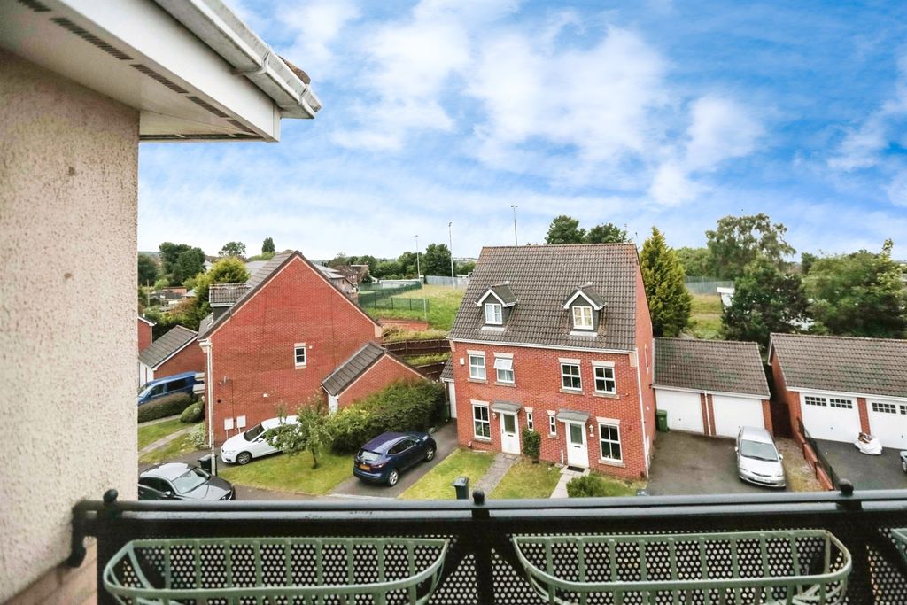 Additional image 7 of 2 bed flat for saleCavalier Drive, Halesowen B63
