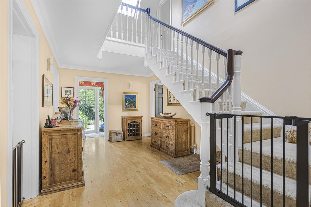 Additional image 5 of 5 bed detached house for saleBroadoak End, Hertford SG14