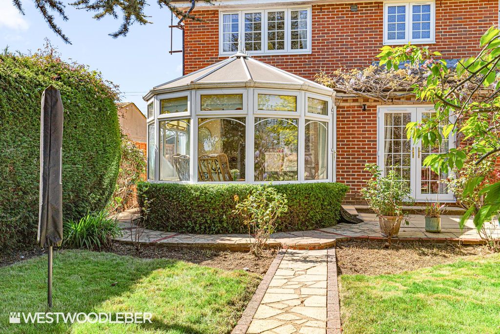 Additional image 33 of 4 bed detached house for saleEldon Road, Hoddesdon EN11