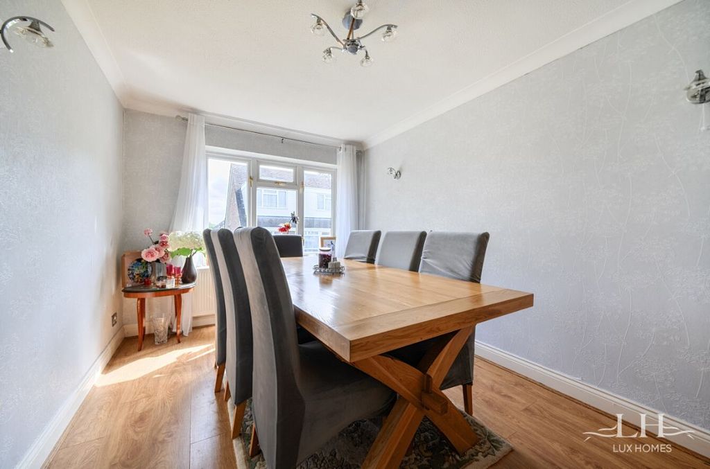 Additional image 10 of 4 bed detached house for saleRomney Chase, Emerson Park RM11