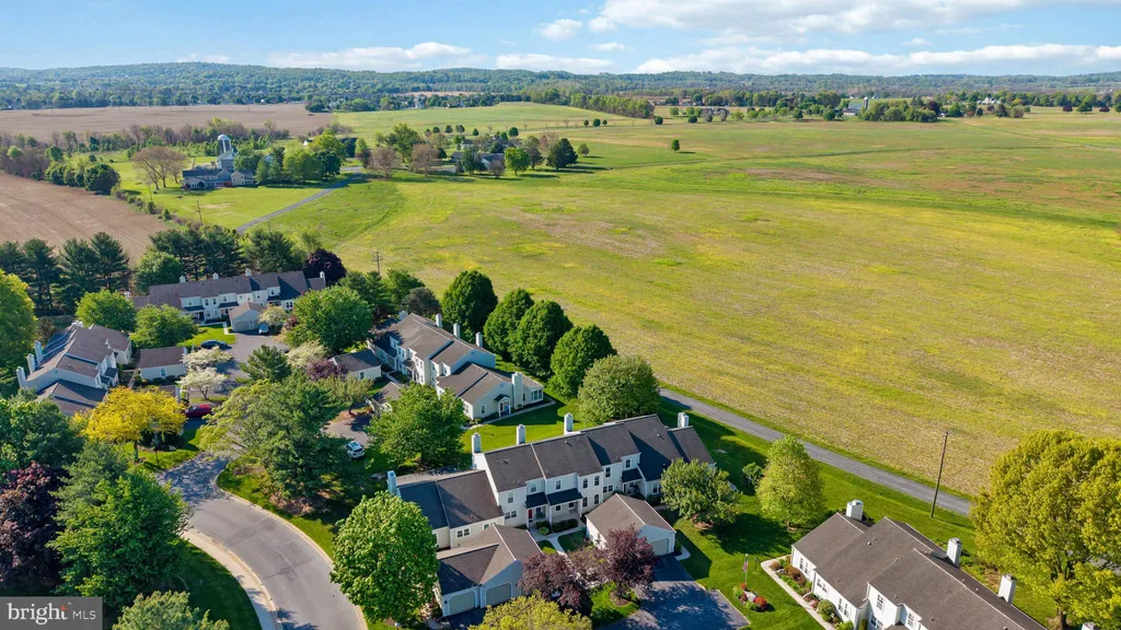 2046 Wexford Road, Palmyra, PA 17078