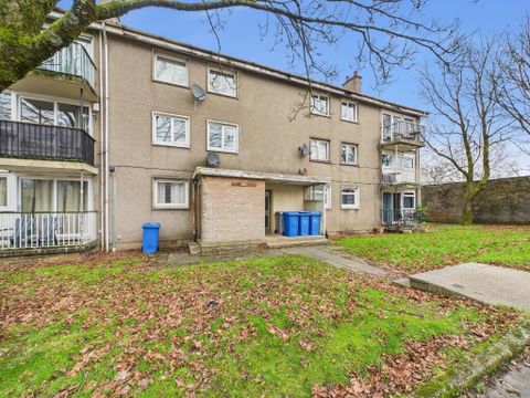 Columbia Place, East Kilbride G75