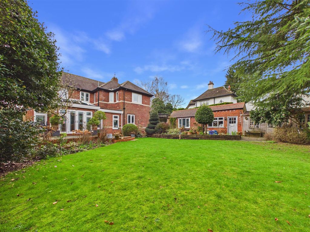 Additional image 23 of 5 bed detached house for saleMarlborough Avenue, Hessle HU13