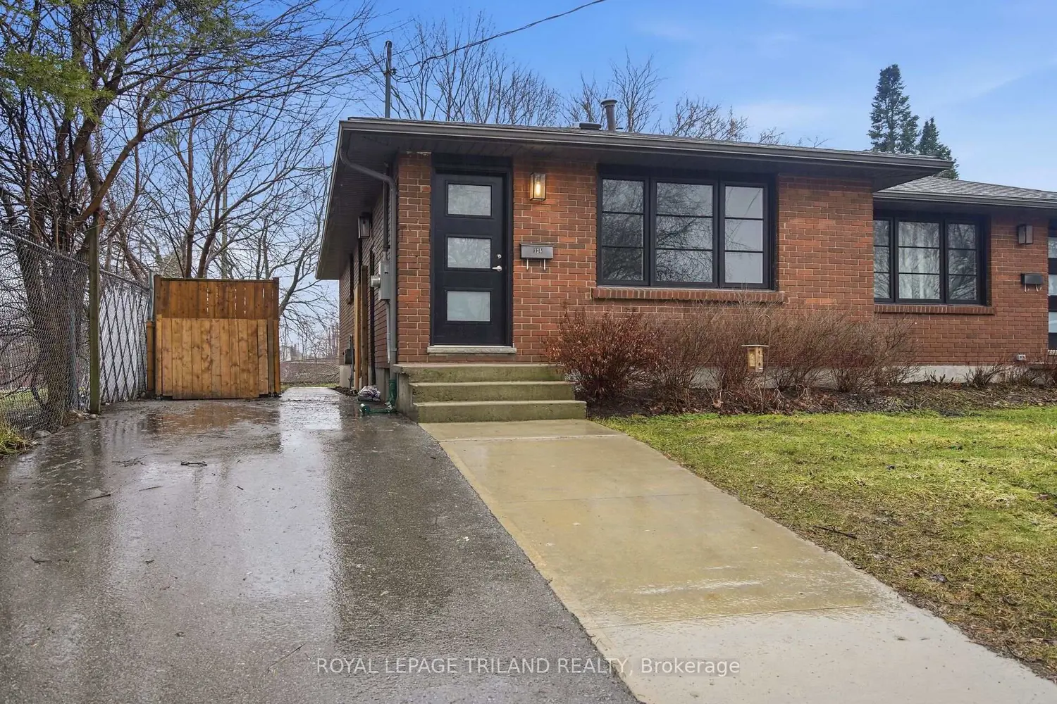 125 Connaught Avenue