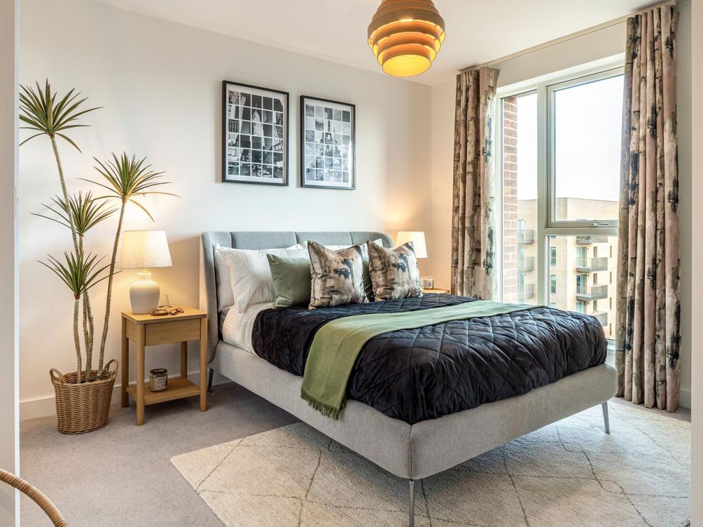 Additional image 4 of 2 bed flat for saleLampton Road, Hounslow TW3