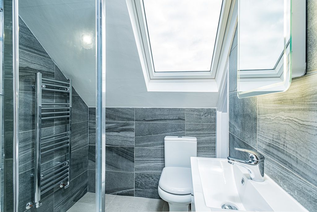 Additional image 11 of 5 bed bungalow for saleWaverley Close, Hayes UB3