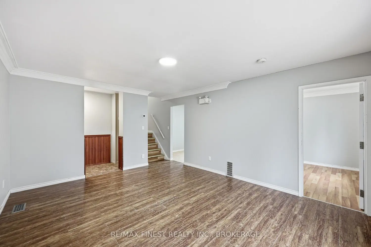 20 Foster Street photo 4