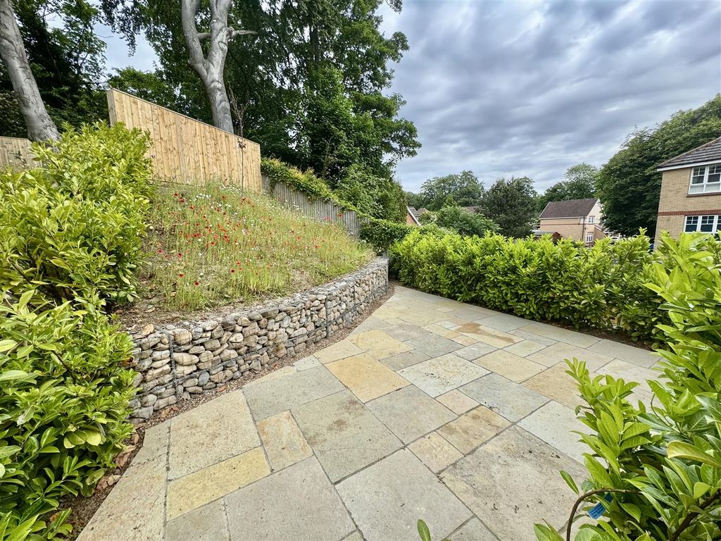 Additional image 39 of 4 bed town house for saleCliff Road, Hessle HU13