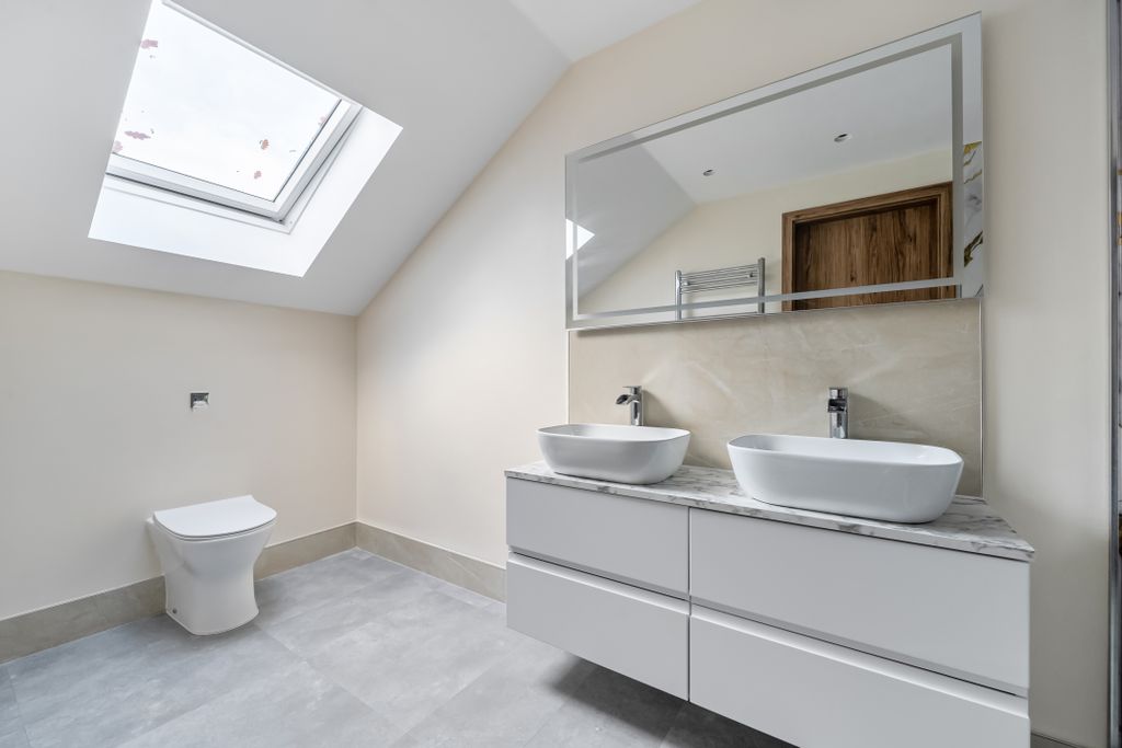 Additional image 17 of 5 bed detached house for saleMakins Road, Henley-On-Thames RG9