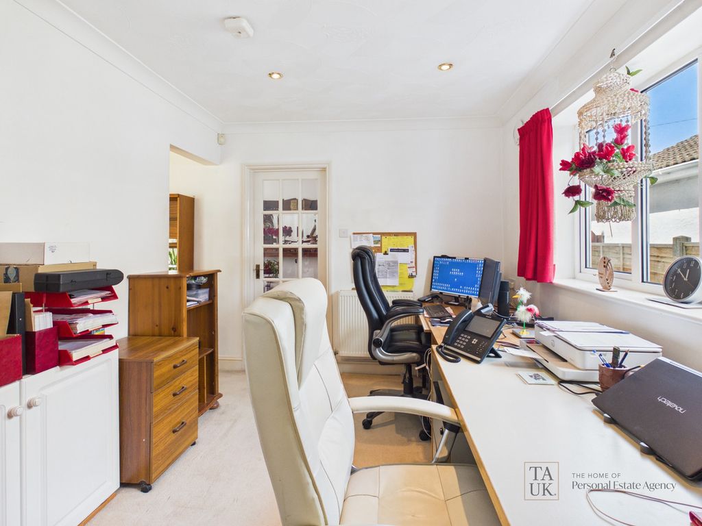 Additional image 19 of 5 bed detached house for saleHavant Road, Hayling Island PO11