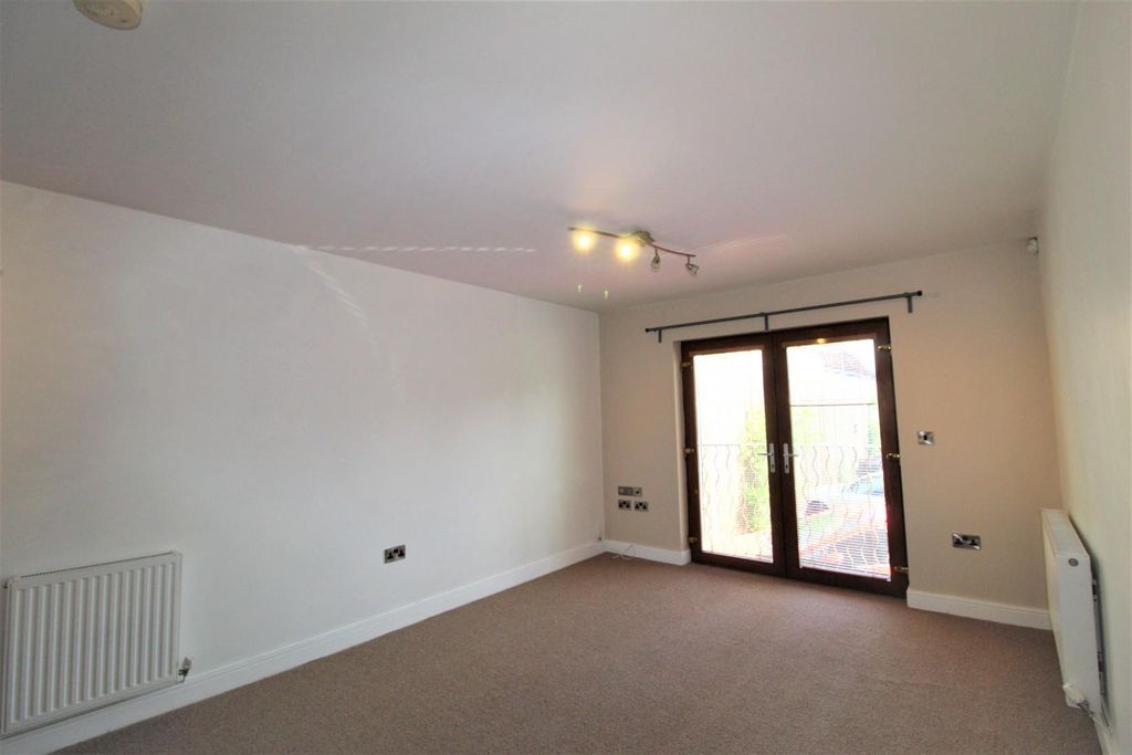 Additional image 6 of 1 bed flat for saleGarden Street, Huddersfield HD1